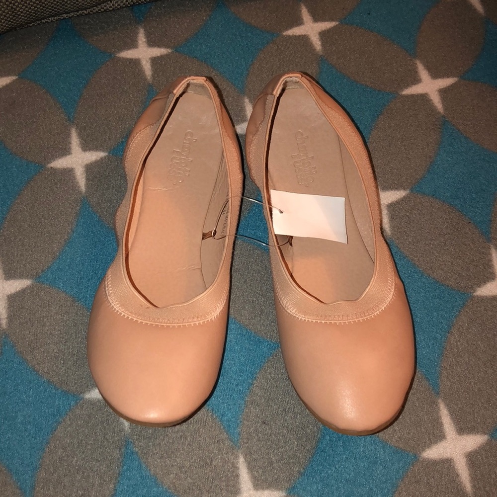 Nude flats